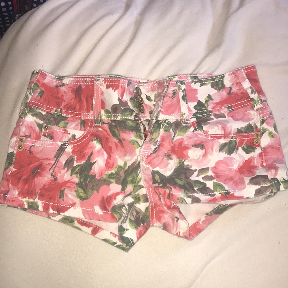 Fun printed Jean Shorts!!